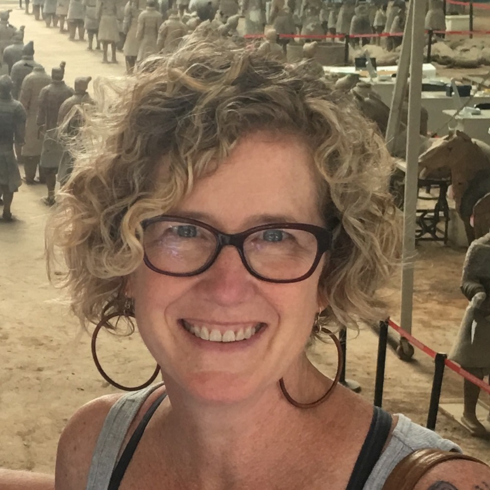 Meet your Posher, Jennifer